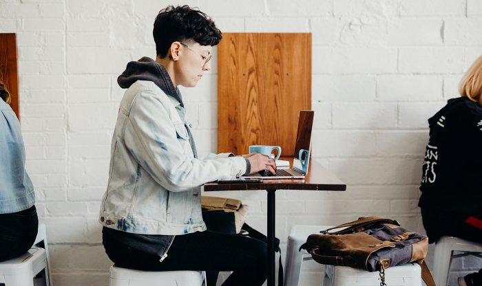 Microsoft патентует рюкзак-помощник с элементами искусственного интеллекта