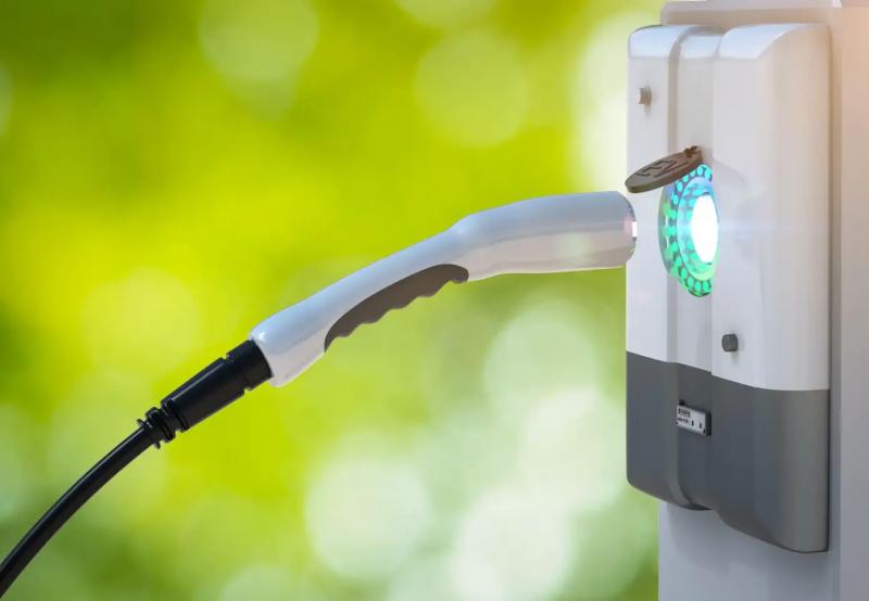 Полная зарядка всего за 6 минут: революционная технология может произвести революцию в зарядке электромобилей