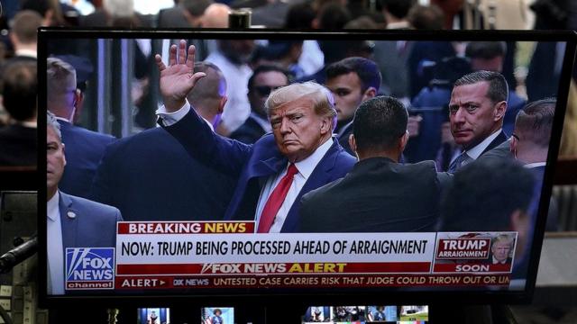 Fox News расстался с Такером Карлсоном - ведущим-трампистом, который тайно ненавидел Трампа