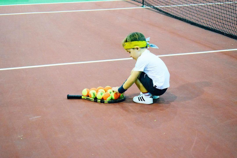 Детский теннис: как строить тренировочный процесс и не перегружать юных спортсменов