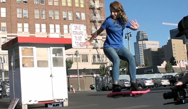 Летающий скейт из &laquo;Назад в будущее&raquo; появится в&nbsp;этом году, обещает Кристофер Ллойд