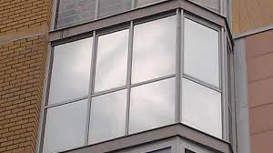 Как подобрать солнцезащитную пленку для окон?