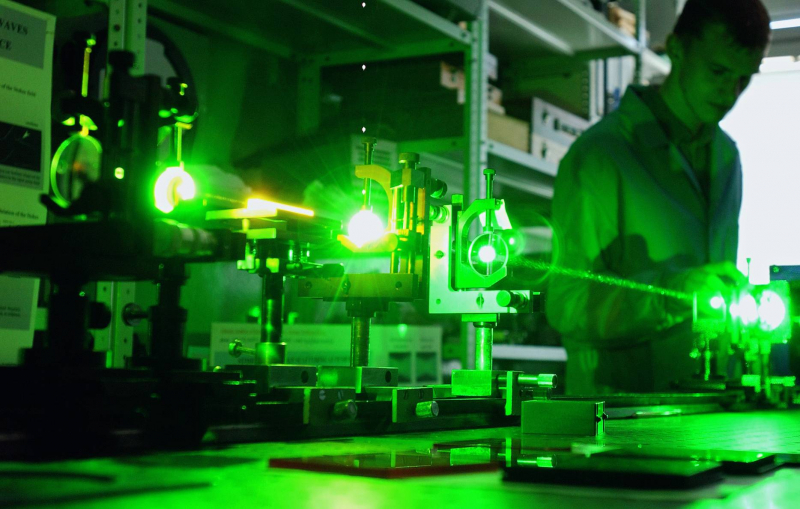 Впервые осуществлена квантовая телепортация через загруженную линию связи