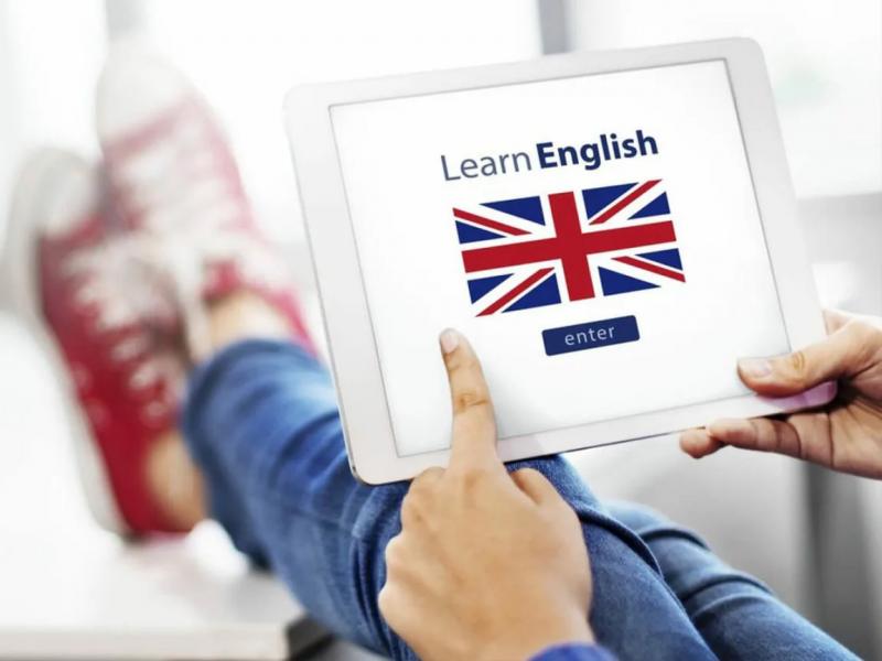 Английский онлайн и промокоды: как учиться выгодно в 2025 году