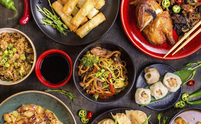 Кулинарные традиции мира: как древние рецепты формируют современную кухню