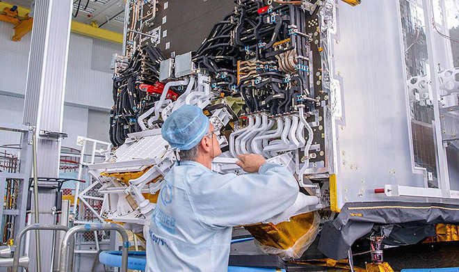 Специалисты &laquo;Решетнева&raquo; активно наращивают производство волноводов