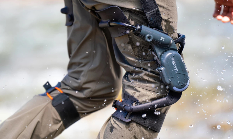 Коленный экзоскелет Dnsys Z1 повышает силу ног на 50 %