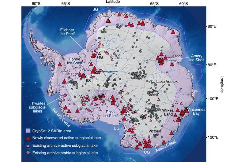 Загадка ледяного континента: под толщей Антарктиды обнаружено 85 новых озер