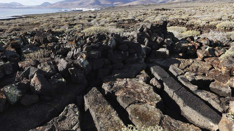 Геологи обнаружили первые следы «прото-Земли» возрастом 4,5 млрд лет