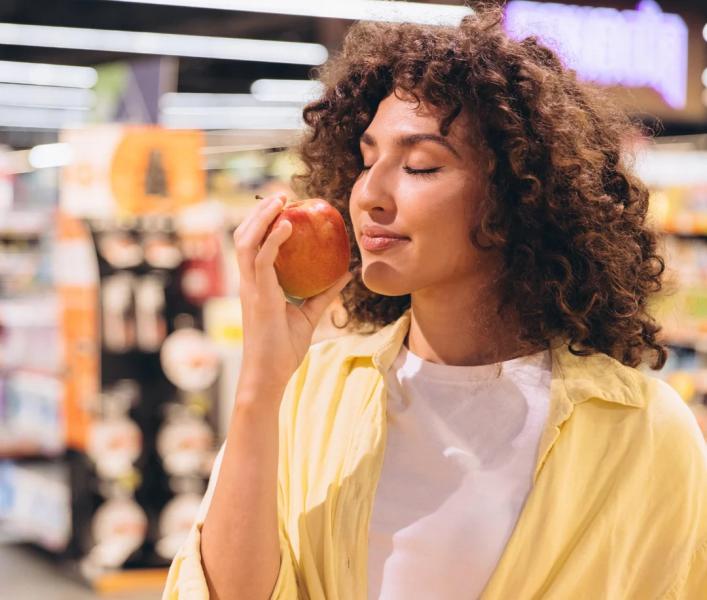 Мозг распознает запах до того, как мы его оценим