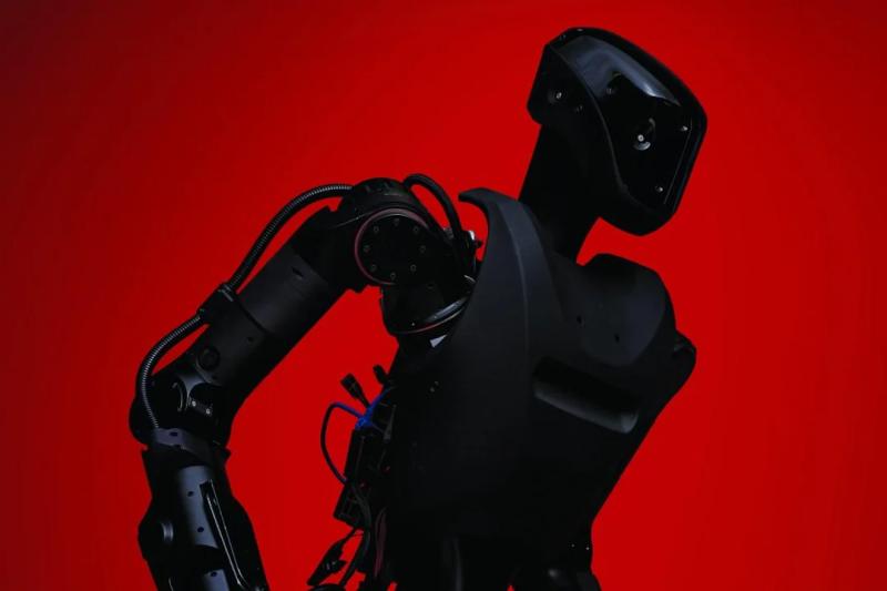 Может ли этот человекоподобный робот стать идеальным солдатом?