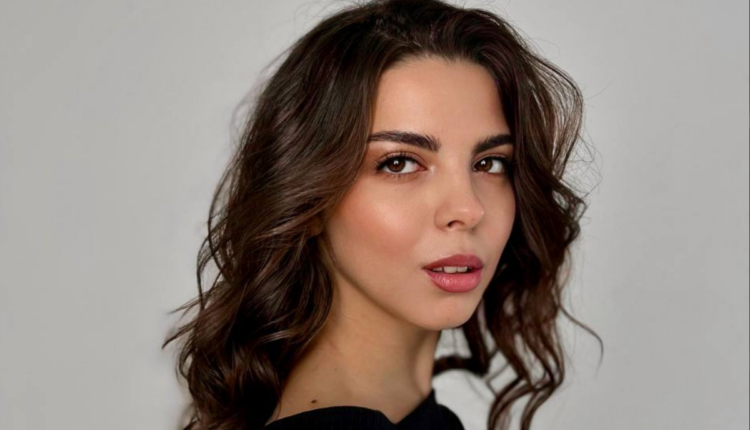 Алина Коваленкова ясновидящая
