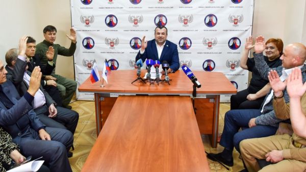 Сепаратисты ДНР и ЛНР пытаются срочно организовать "референдумы" о присоединении к России