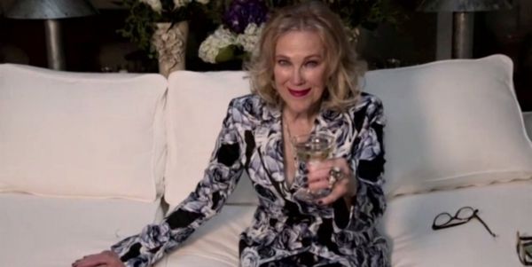 "Золотые глобусы" получили "Ход королевы", "Корона" и "Борат 2"