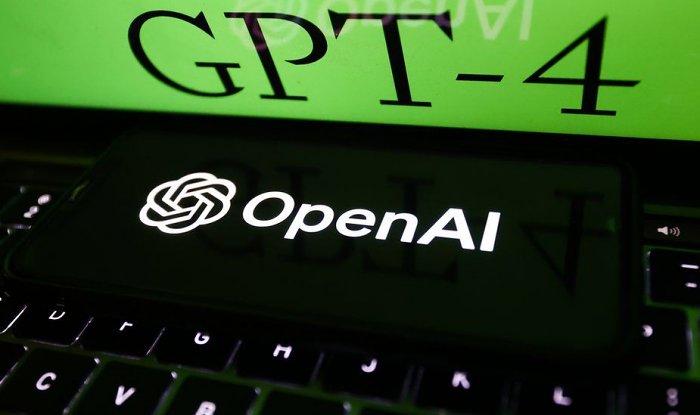 Чатбот GPT-4 сдал почти все существующие в США экзамены — правда, с некоторыми ошибками
